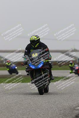 media/Nov-29-2025-TrackDaz (Sat) [[10ae2d9bce]]/C Group/Session 4 (Wheelie Bump)/